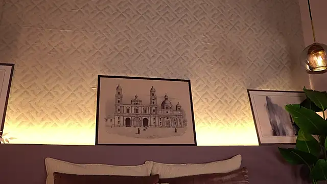 ElleDiane online show from 20, 3, 2025