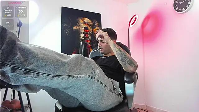 Nicolas Fellener online show from 3, 11, 2025