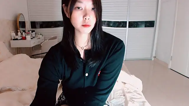 Snapshot of -Lucky_Girl chatting on 18, 9, 2025 -Lucky Girl online show from 18, 9, 2025