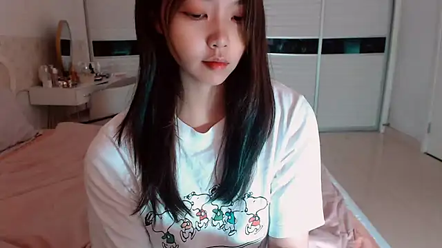 -Lucky Girl online show from 10, 6, 2026