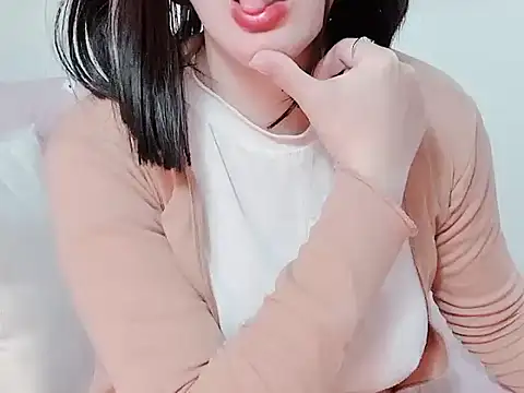 Bella Babi online show from 4, 2, 2025