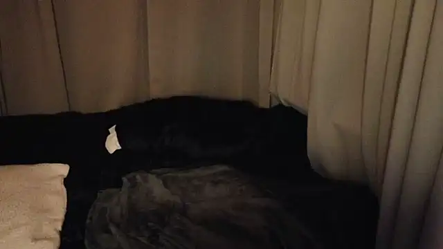 Sweetninaaa online show from 4, 3, 2025