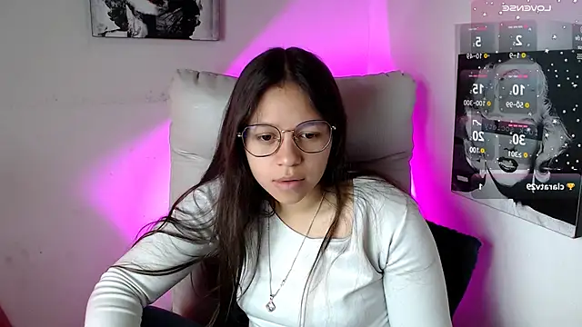 SamanthaRoldaan online show from 10, 3, 2025