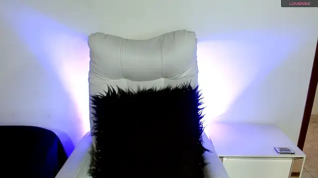 SamanthaRoldaan online show from 21, 3, 2025