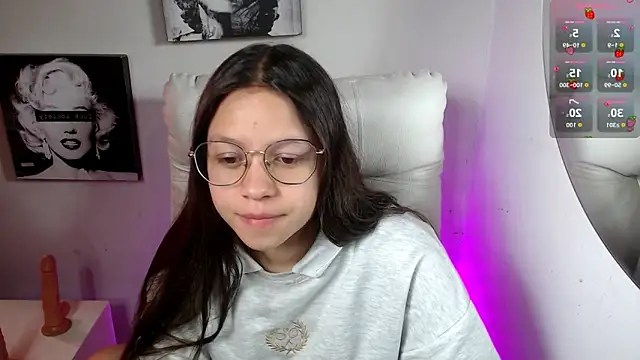 SamanthaRoldaan online show from 10, 11, 2025