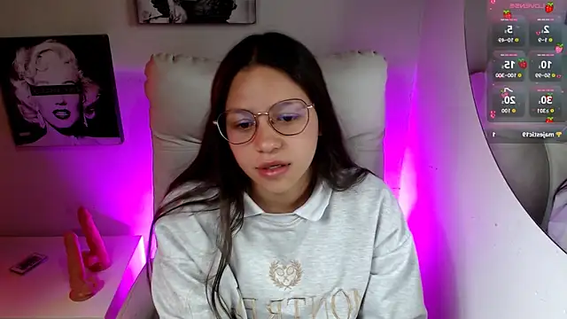 SamanthaRoldaan online show from 2, 2, 2026