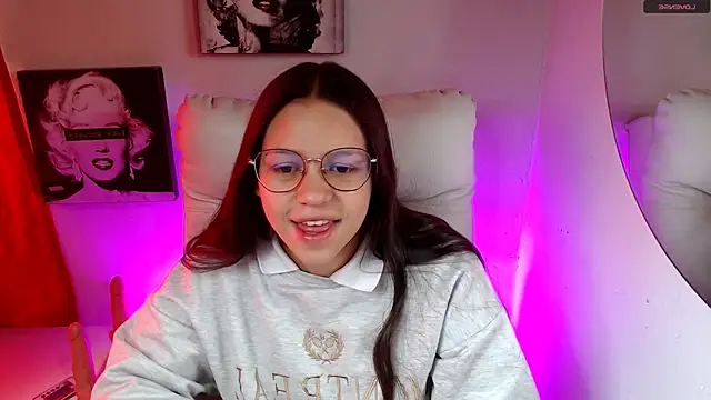 SamanthaRoldaan online show from 10, 2, 2026