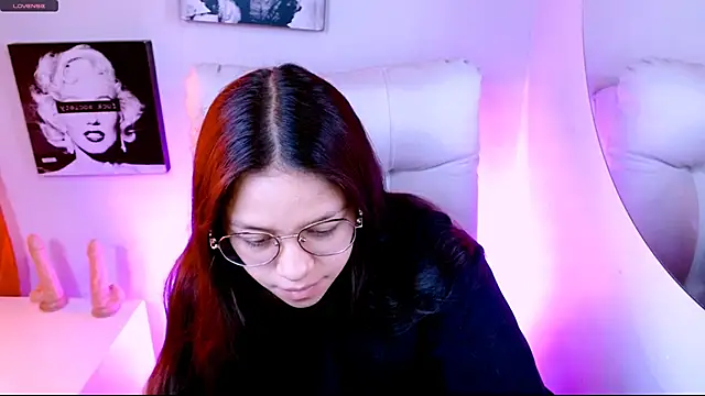 SamanthaRoldaan online show from 11, 3, 2026