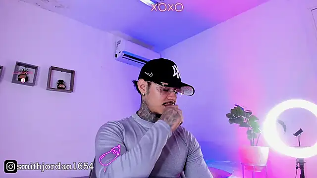 JordanSmiith  online show from 8, 1, 2025