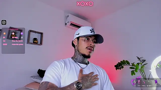 JordanSmiith  online show from 23, 1, 2025