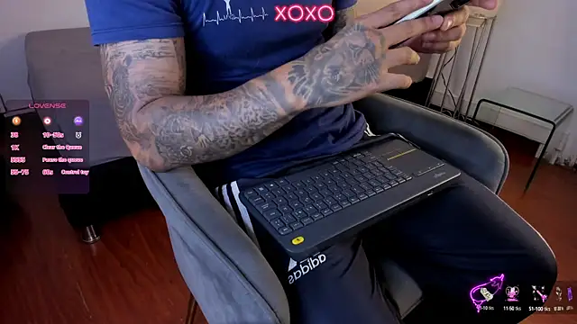 JordanSmiith  online show from 29, 1, 2025