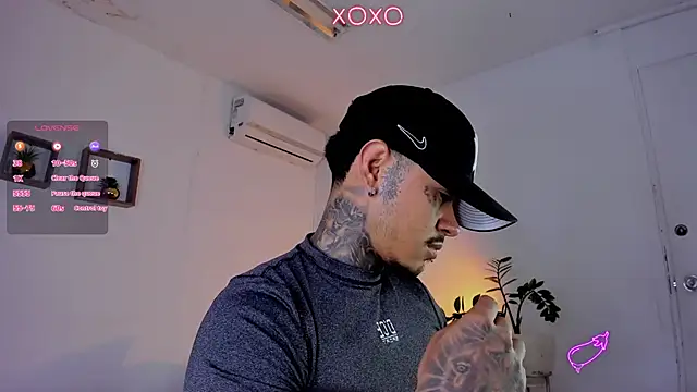 JordanSmiith  online show from 5, 2, 2025