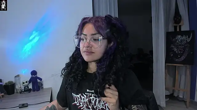 Snapshot of witchviolet chatting on 21, 2, 2025 witchviolet online show from 21, 2, 2025