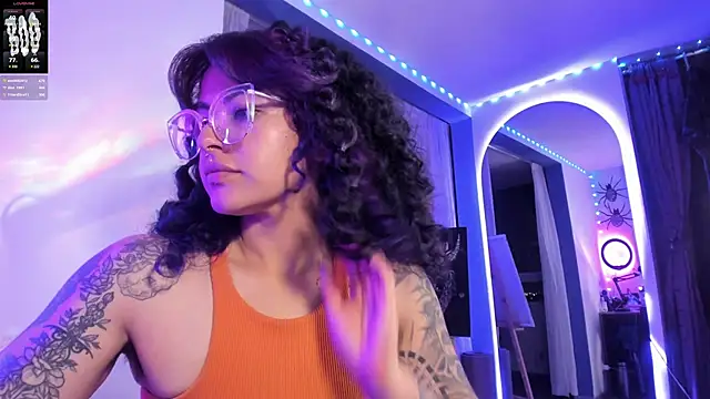 Snapshot of witchviolet chatting on 2, 3, 2025 witchviolet online show from 2, 3, 2025
