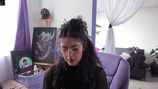 Snapshot of witchviolet chatting on 21, 9, 2025 witchviolet online show from 21, 9, 2025