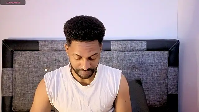 Snapshot of bbcblackhot34 chatting on 2, 10, 2025 bbcblackhot34 online show from 2, 10, 2025