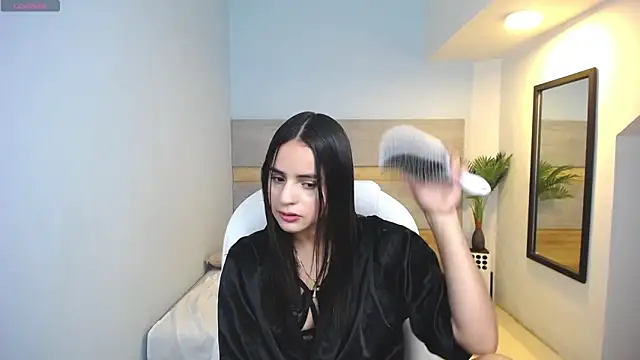 Snapshot of heidy_hoiss chatting on 11, 2, 2025 heidy hoiss online show from 11, 2, 2025