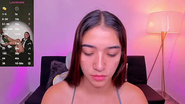 Snapshot of Antonella_Grayy chatting on 8, 7, 2026 Antonella Grayy online show from 8, 7, 2026