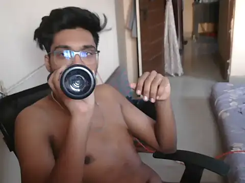Snapshot of dineshcallboyhyderabad chatting on 10, 5, 2026 dineshcallboyhyderabad online show from 10, 5, 2026