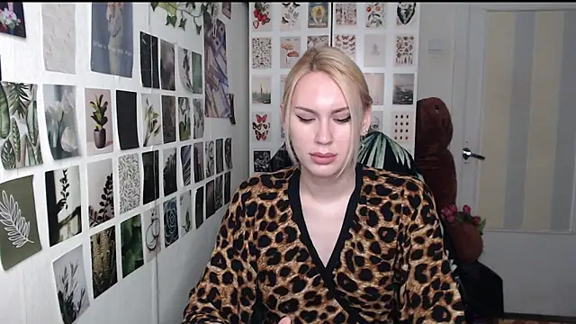 Snapshot of CapriScorpion chatting on 11, 6, 2026 CapriScorpion online show from 11, 6, 2026