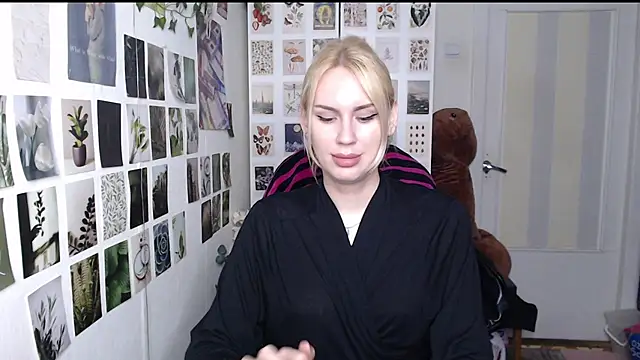 Snapshot of CapriScorpion chatting on 2, 7, 2026 CapriScorpion online show from 2, 7, 2026