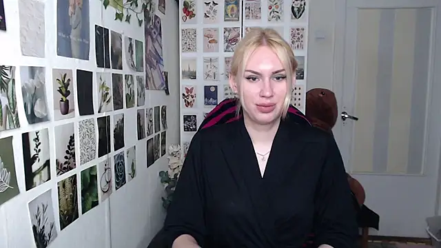 Snapshot of CapriScorpion chatting on 4, 7, 2026 CapriScorpion online show from 4, 7, 2026