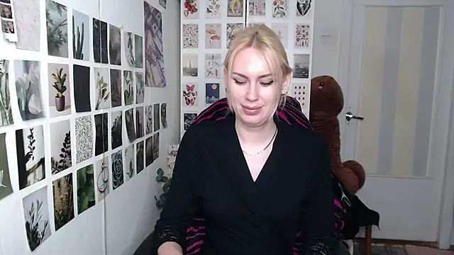 Snapshot of CapriScorpion chatting on 8, 7, 2026 CapriScorpion online show from 8, 7, 2026