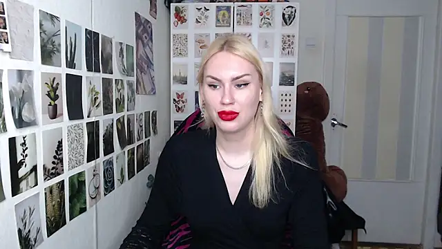 Snapshot of CapriScorpion chatting on 9, 7, 2026 CapriScorpion online show from 9, 7, 2026