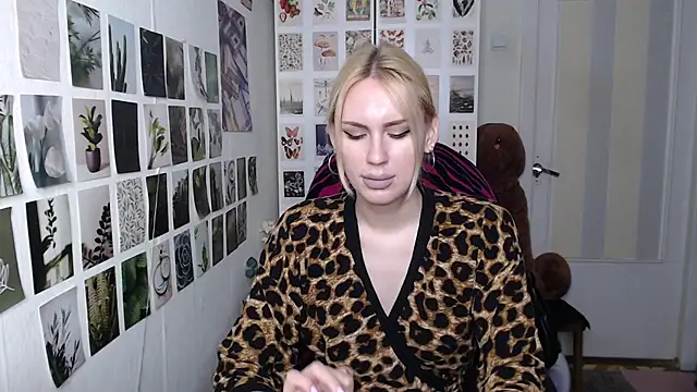 Snapshot of CapriScorpion chatting on 22, 7, 2026 CapriScorpion online show from 22, 7, 2026