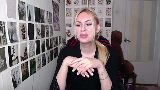 Snapshot of CapriScorpion chatting on 28, 7, 2026 CapriScorpion online show from 28, 7, 2026