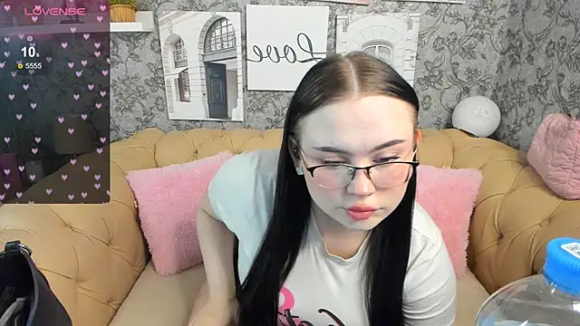Tina Walker online show from 12, 1, 2025