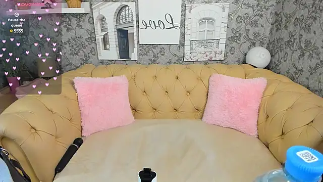 Tina Walker online show from 24, 1, 2025