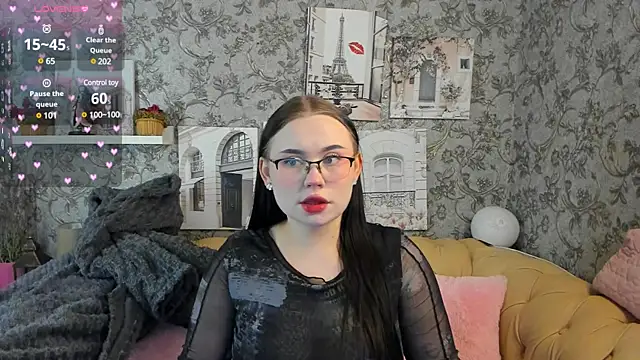 Tina Walker online show from 6, 3, 2025
