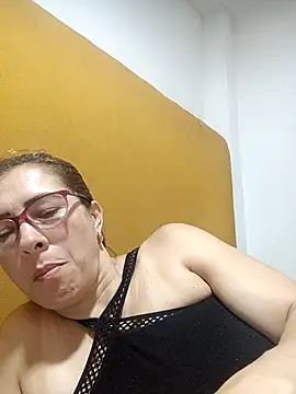 mademonsexy online show from 17, 4, 2026