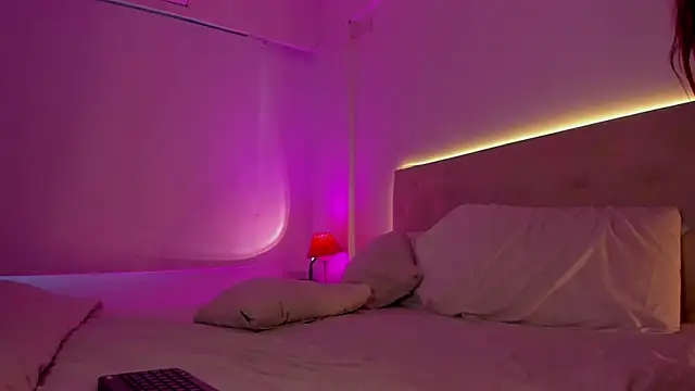 alaskavenom  online show from 4, 12, 2025