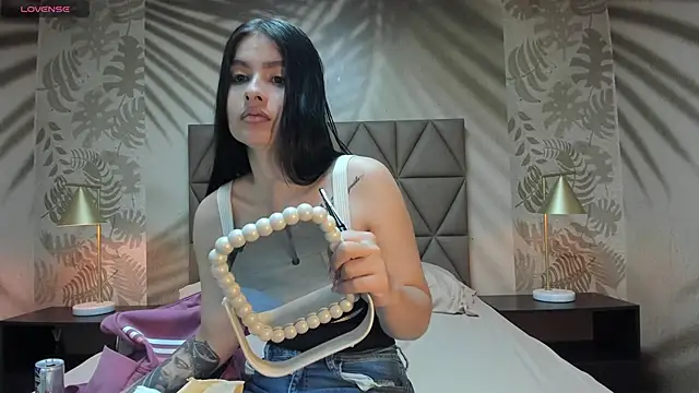 AnneDixie online show from 3, 4, 2026