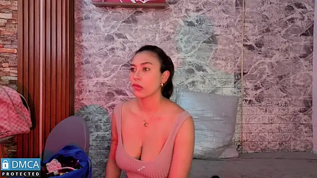 CarolRodriguez  online show from 13, 11, 2025