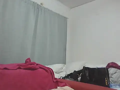 Sexxybella27 online show from 11, 2, 2026