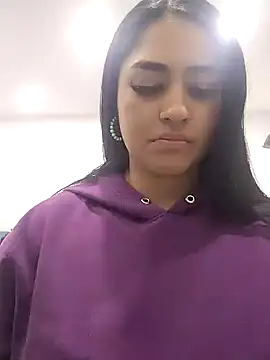 Charlotte cutee18 online show from 29, 10, 2025