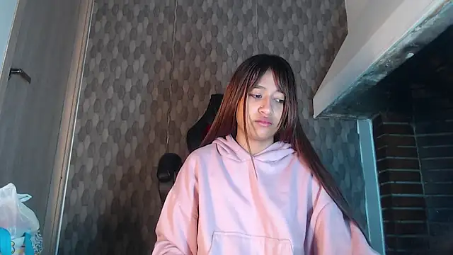 angelicatorrecm101 online show from 14, 12, 2024