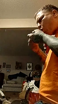 Snapshot of fukurbutt chatting on 5, 2, 2026 fukurbutt online show from 5, 2, 2026