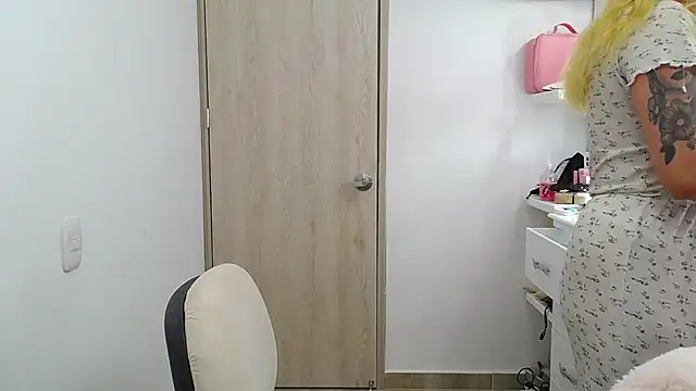 Barbie girl 69 online show from 25, 5, 2026