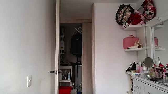 Snapshot of Barbie_girl_69 chatting on 26, 6, 2026 Barbie girl 69 online show from 26, 6, 2026