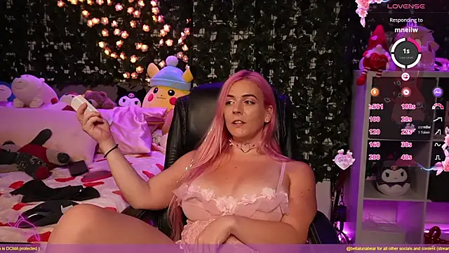 Snapshot of bellalunabear chatting on 11, 2, 2025 bellalunabear online show from 11, 2, 2025