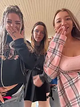 RollingGirls online show from 29, 3, 2026