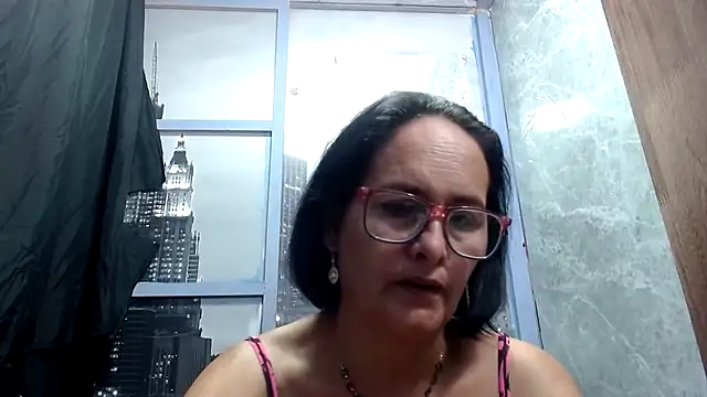 Snapshot of Nastylatinaxxx chatting on 20, 10, 2025 Nastylatinaxxx online show from 20, 10, 2025