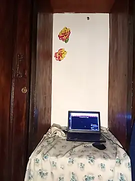 The-Peach-Flexer online show from 30, 11, 2025