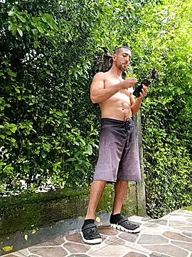 sebasxx97 online show from 15, 4, 2026