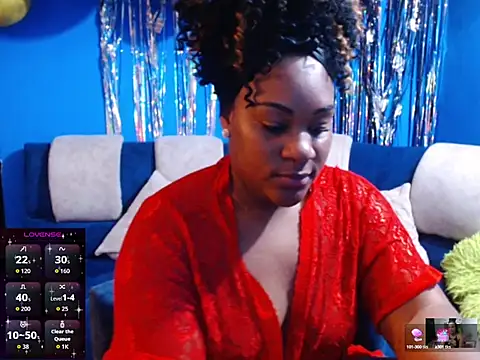 Snapshot of the_pearl199 chatting on 1, 10, 2025 the pearl199 online show from 1, 10, 2025