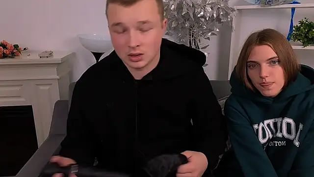 Snapshot of _Olli__Stiw_ chatting on 13, 10, 2025 Olli Stiw online show from 13, 10, 2025